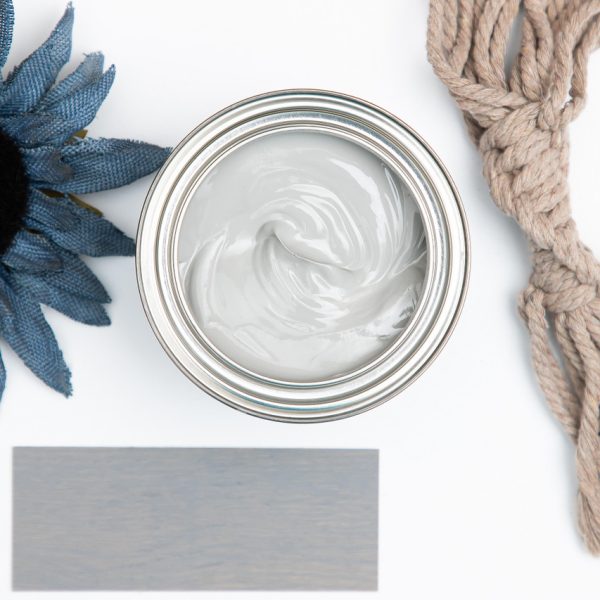 16 oz tin of Dixie Belle No Pain Gel Stain in Weathered Grey, a cool, soft gray wood stain with a weathered, rustic look, oil-based for rich coverage and natural wood grain enhancement.